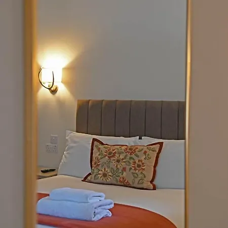 Apartamento The Stables - Stylish Sleeps 6 And Parking *