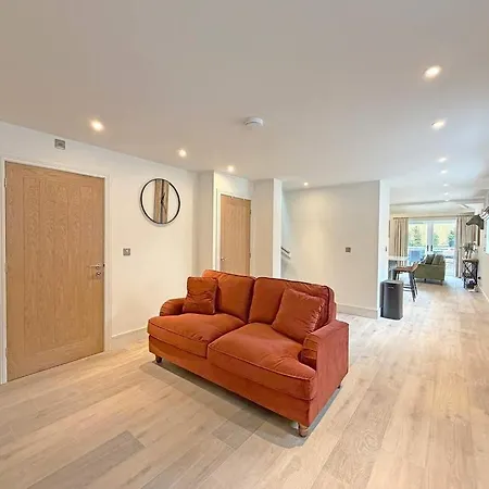 The Stables - Stylish Sleeps 6 And Parking