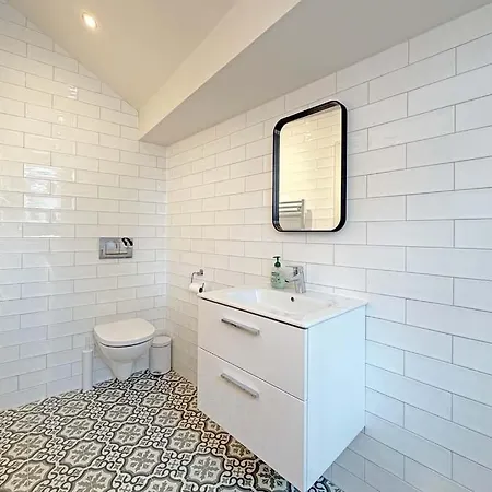 דירה The Stables - Stylish Sleeps 6 And Parking